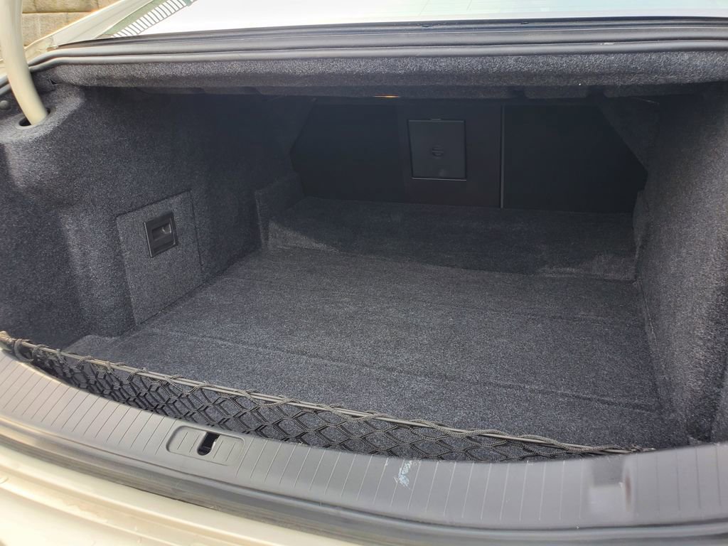 Used 2016 Cadillac XTS Luxury image 41