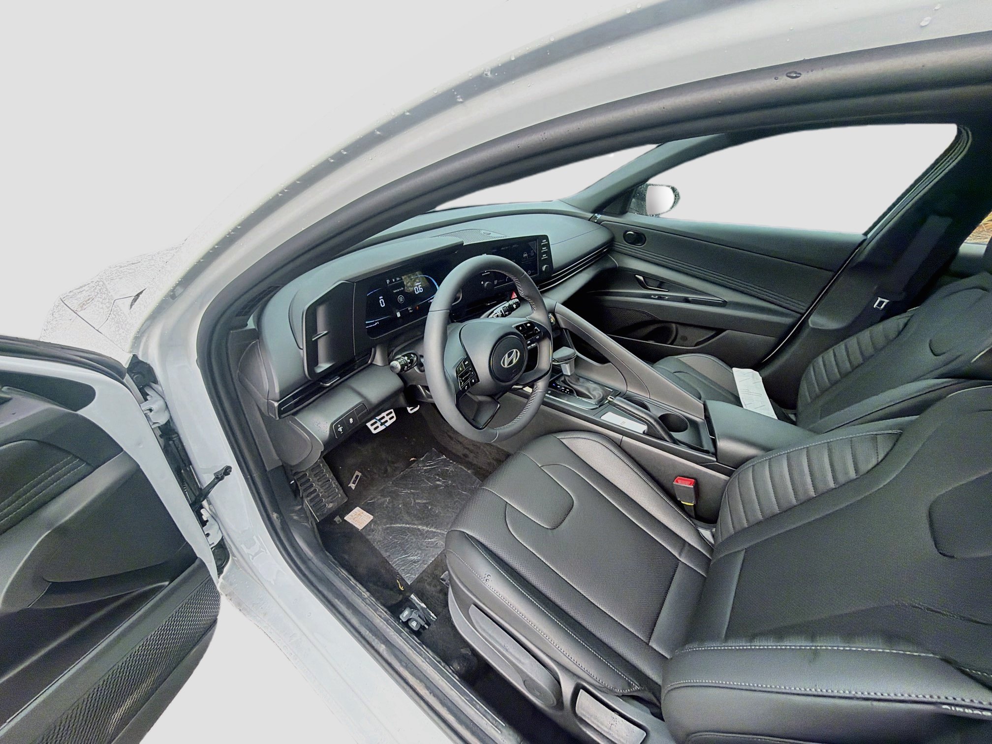 New 2026 Hyundai Elantra SEL Sport FWD image 7