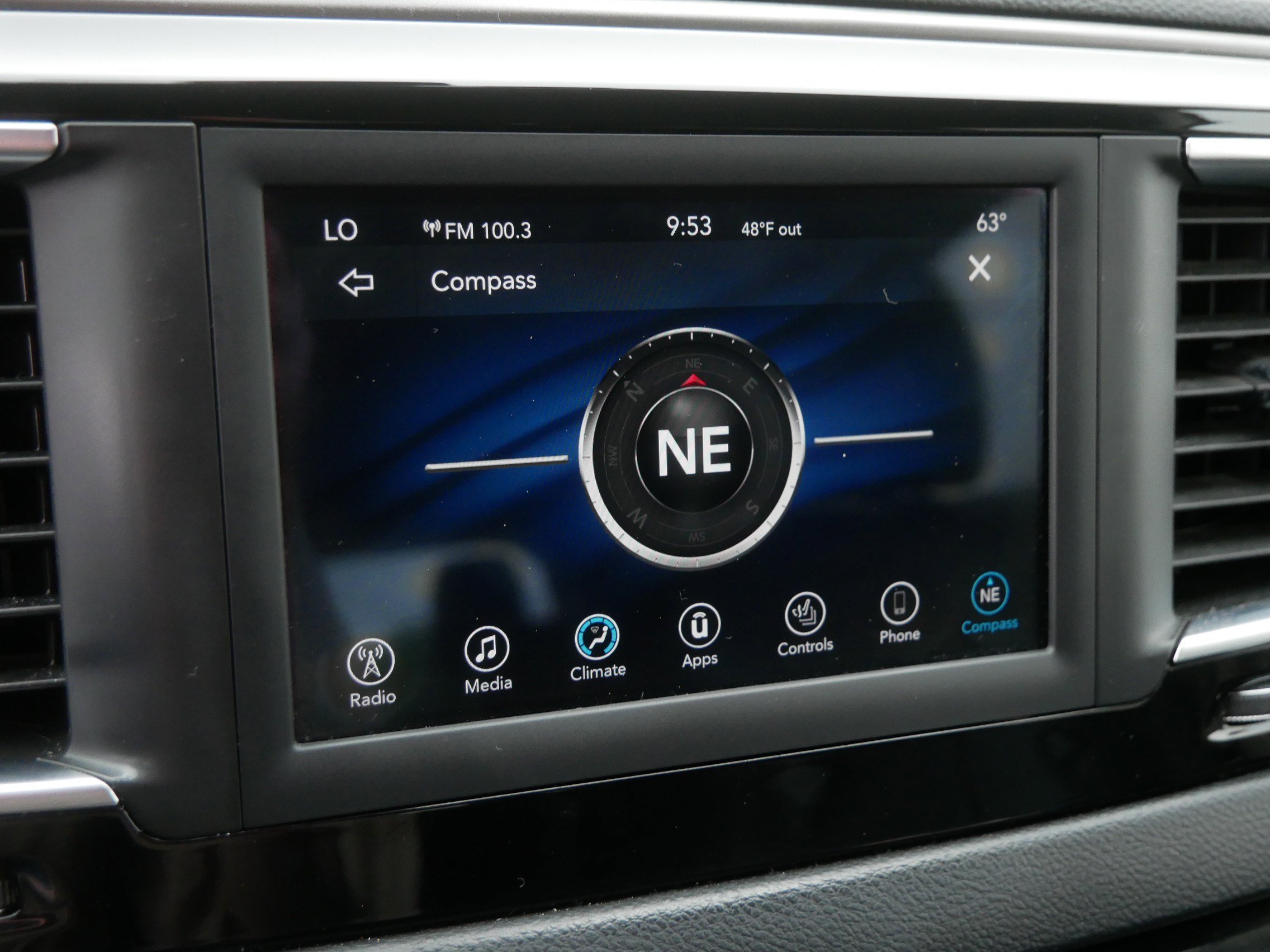 Used 2020 Chrysler Pacifica Touring-L FWD image 33