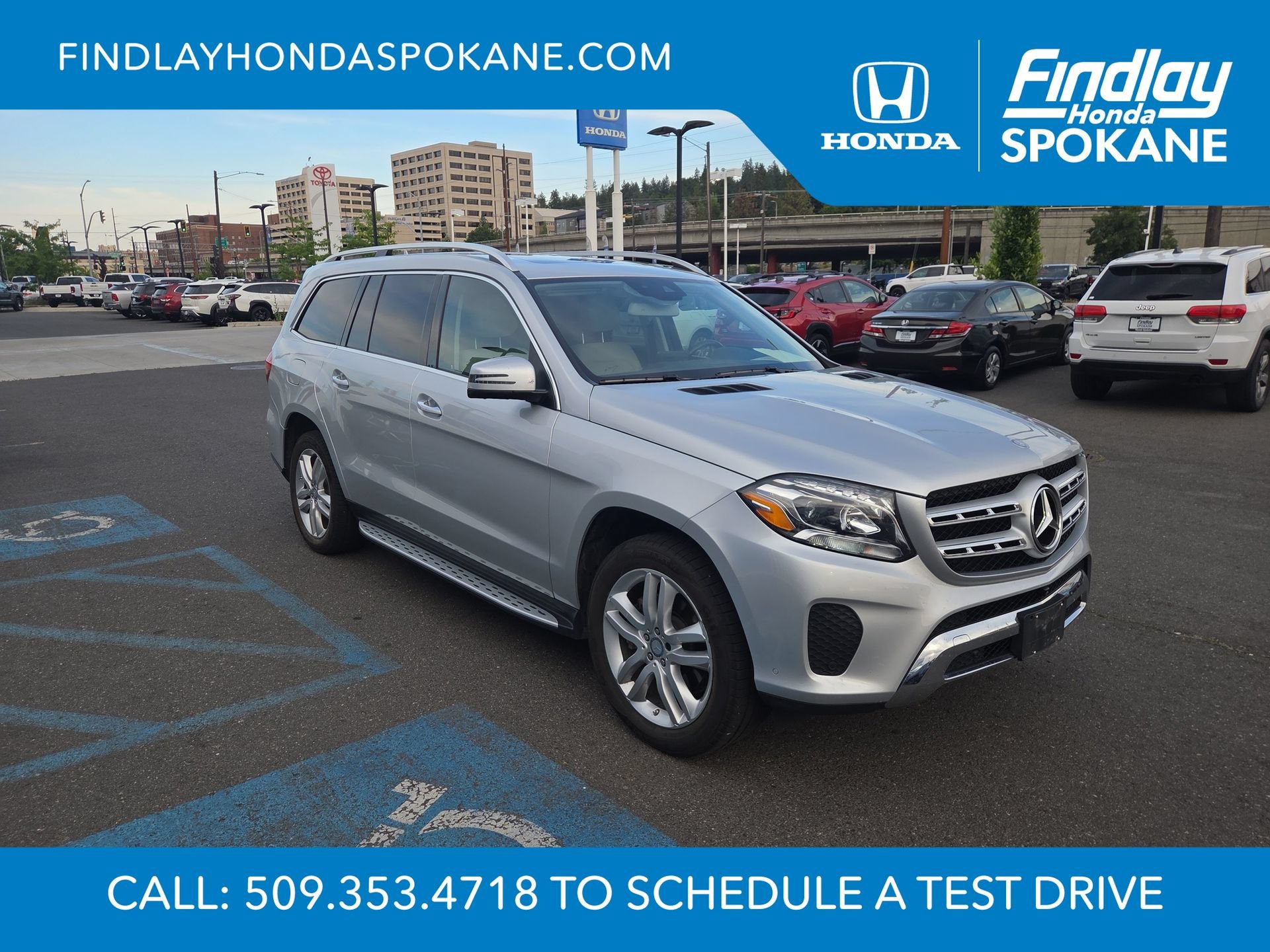 Used 2017 Mercedes-Benz GLS 450 4MATIC image 7