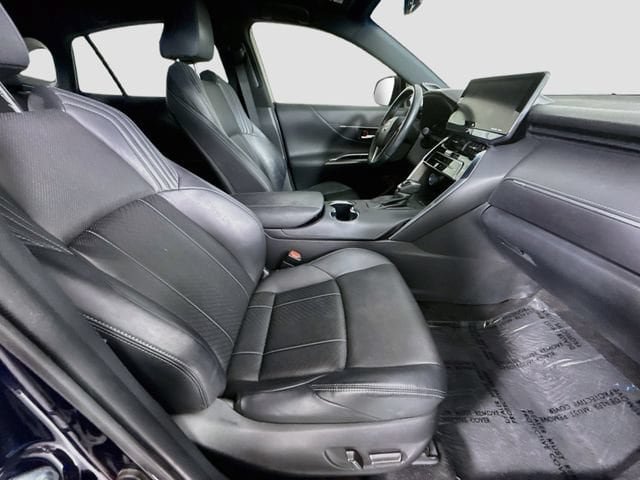 Used 2021 Toyota Venza Limited w/ Carpet Mat Package (TMS) AWD/4WD image 28