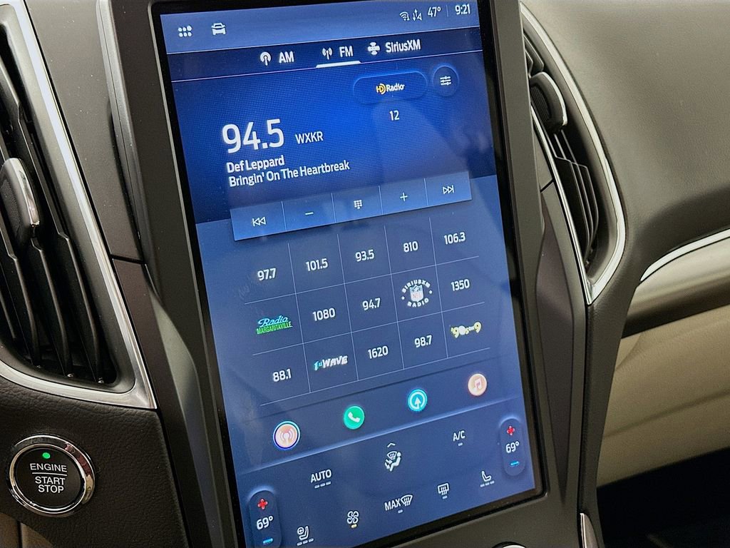 Used 2024 Ford Edge Titanium w/ Equipment Group 301A AWD/4WD image 20