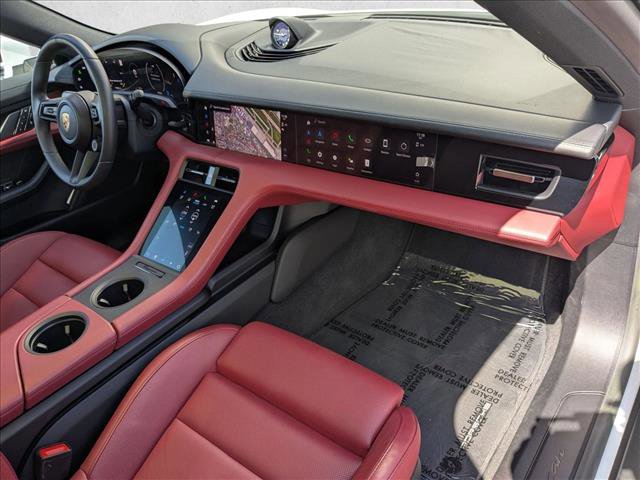 Used 2023 Porsche Taycan image 25