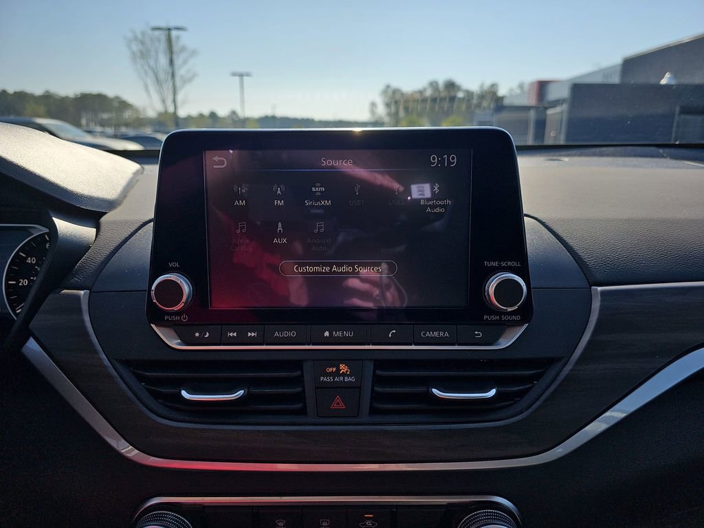 Used 2025 Nissan Altima 2.5 SV image 25