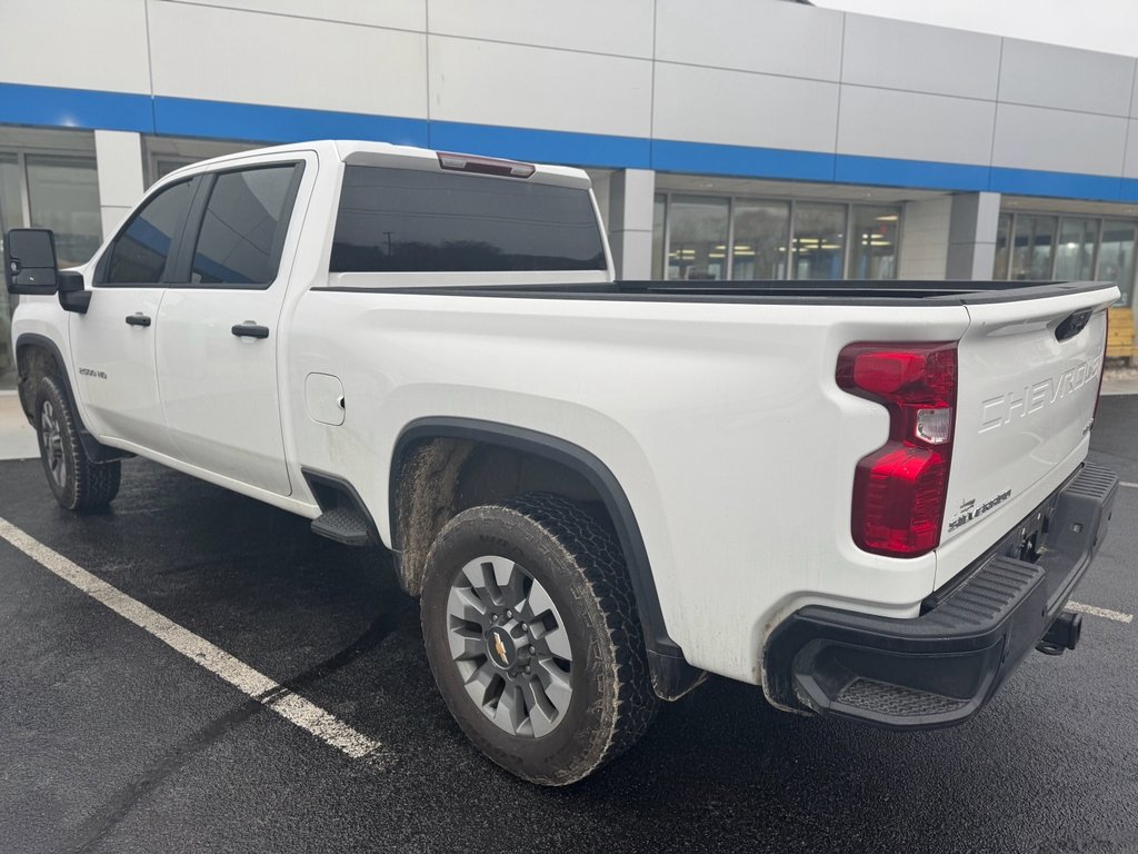 Used 2025 Chevrolet Silverado 2500 Custom w/ Custom Value Package image 3