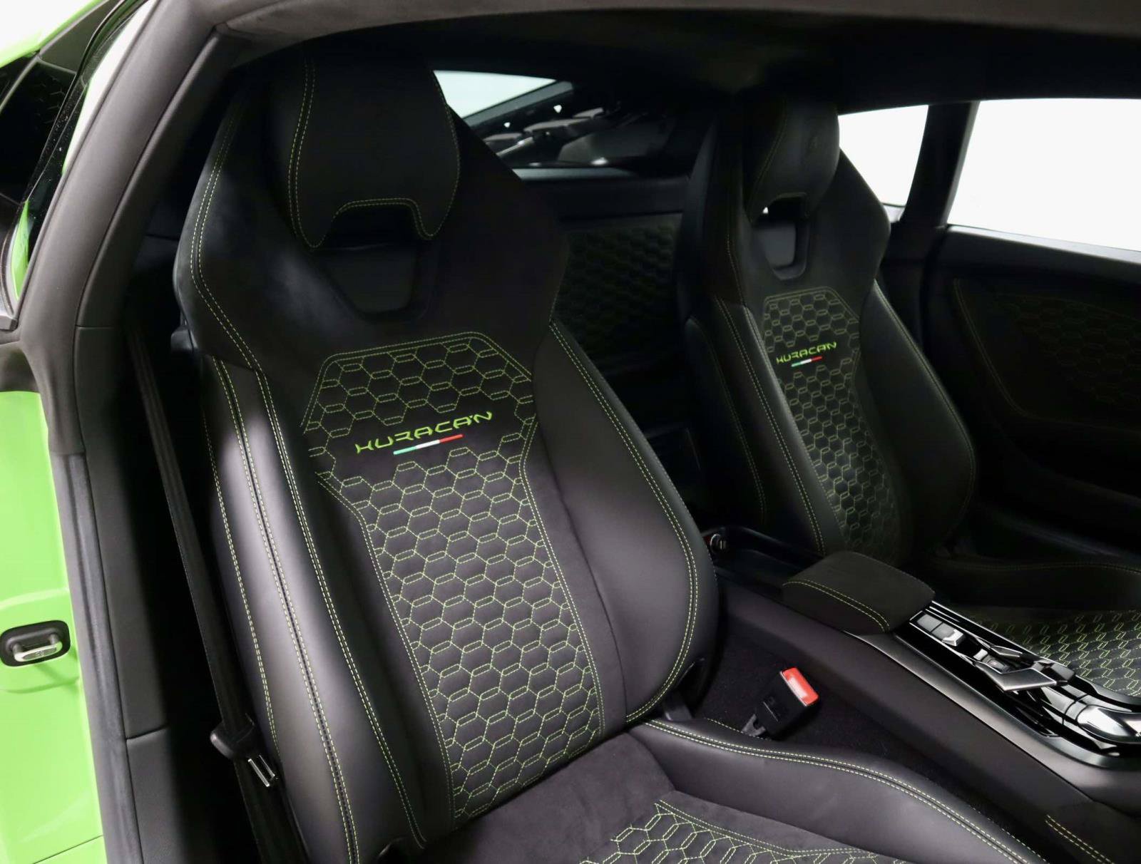 Used 2018 Lamborghini Huracan LP 580-2 RWD image 14