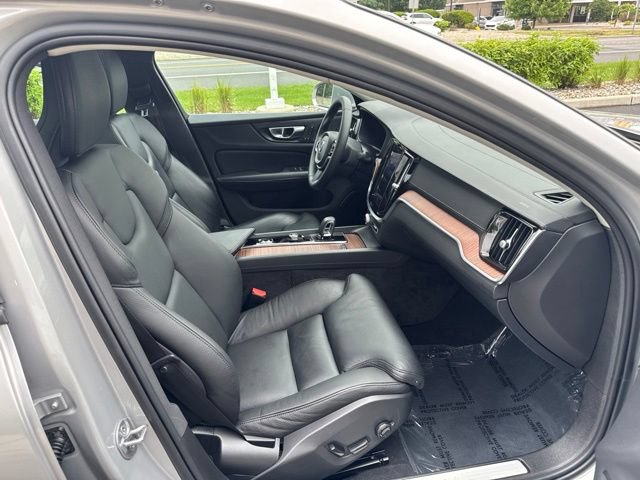 Used 2023 Volvo S60 B5 Ultimate w/ Climate Package AWD/4WD image 15