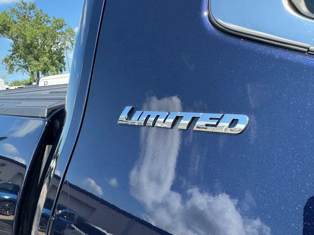 Used 2026 Toyota Tundra Limited AWD/4WD image 42