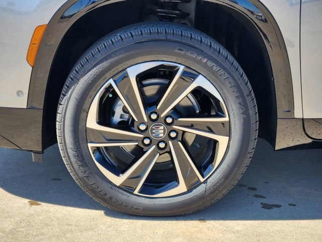 New 2025 Buick Enclave Sport Touring w/ Super Cruise Package FWD image 10
