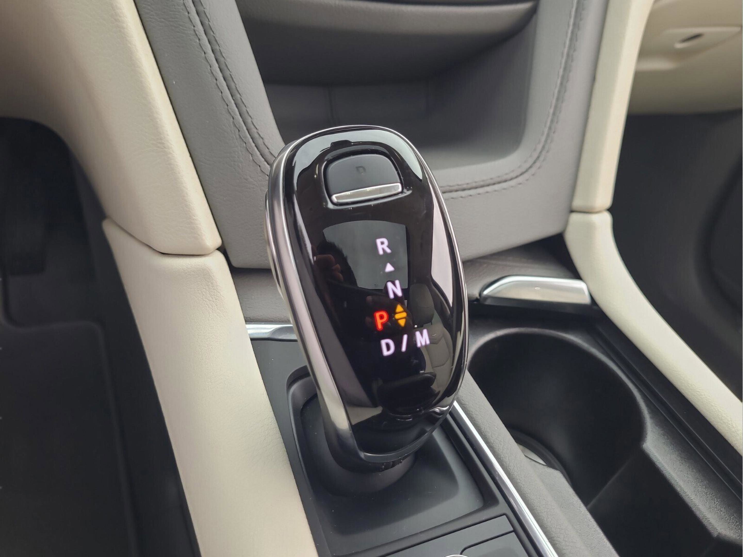 Used 2022 Cadillac XT5 Premium Luxury w/ Technology Package image 17