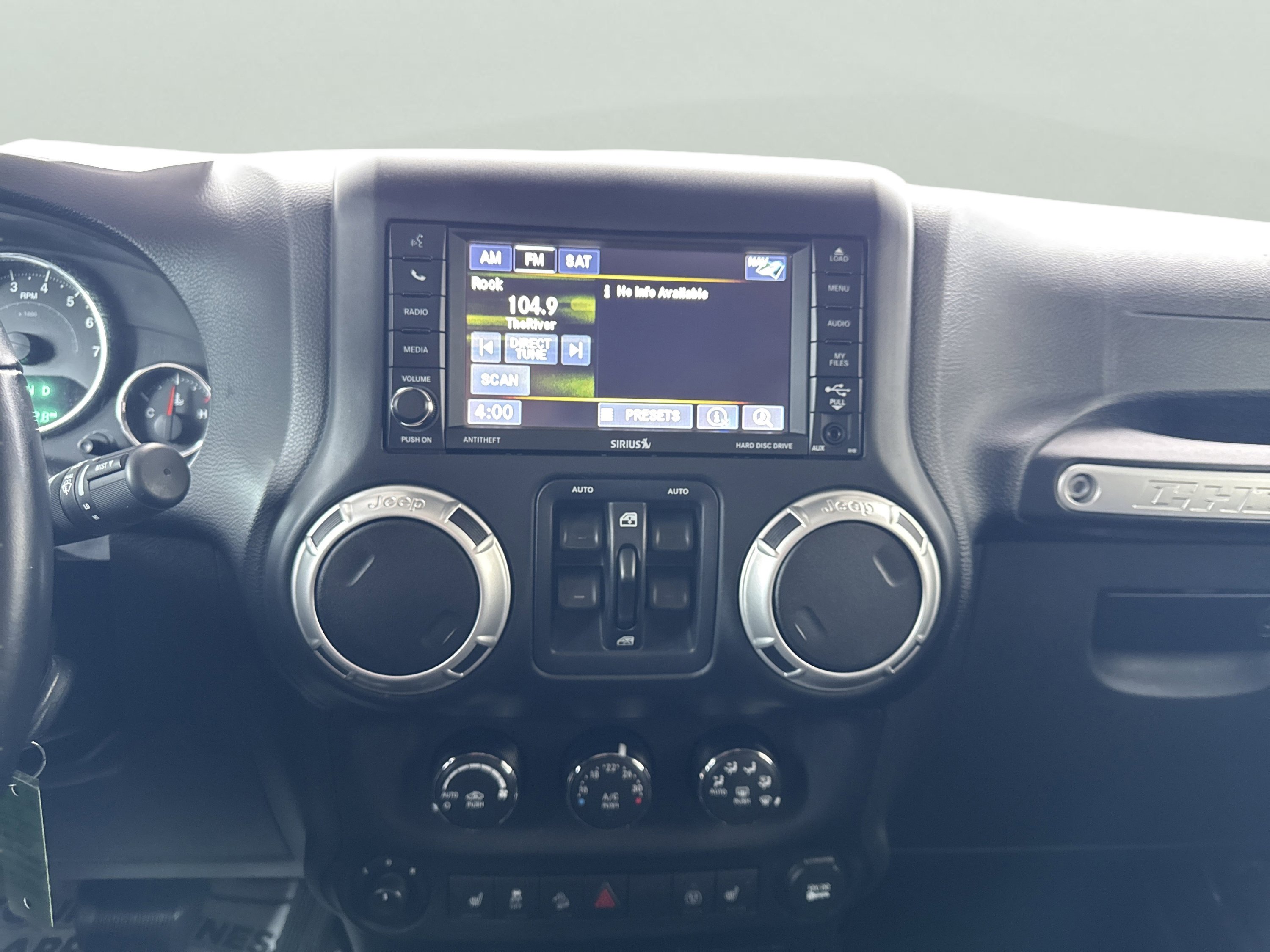 Used 2017 Jeep Wrangler Unlimited Sahara w/ Quick Order Package 24E Chief image 18