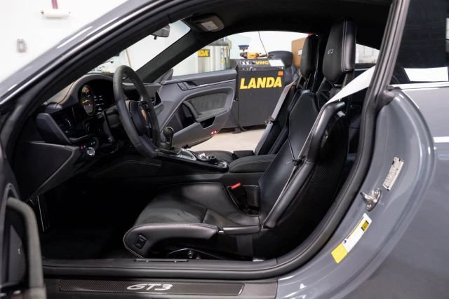 Used 2022 Porsche 911 GT3 RWD image 21