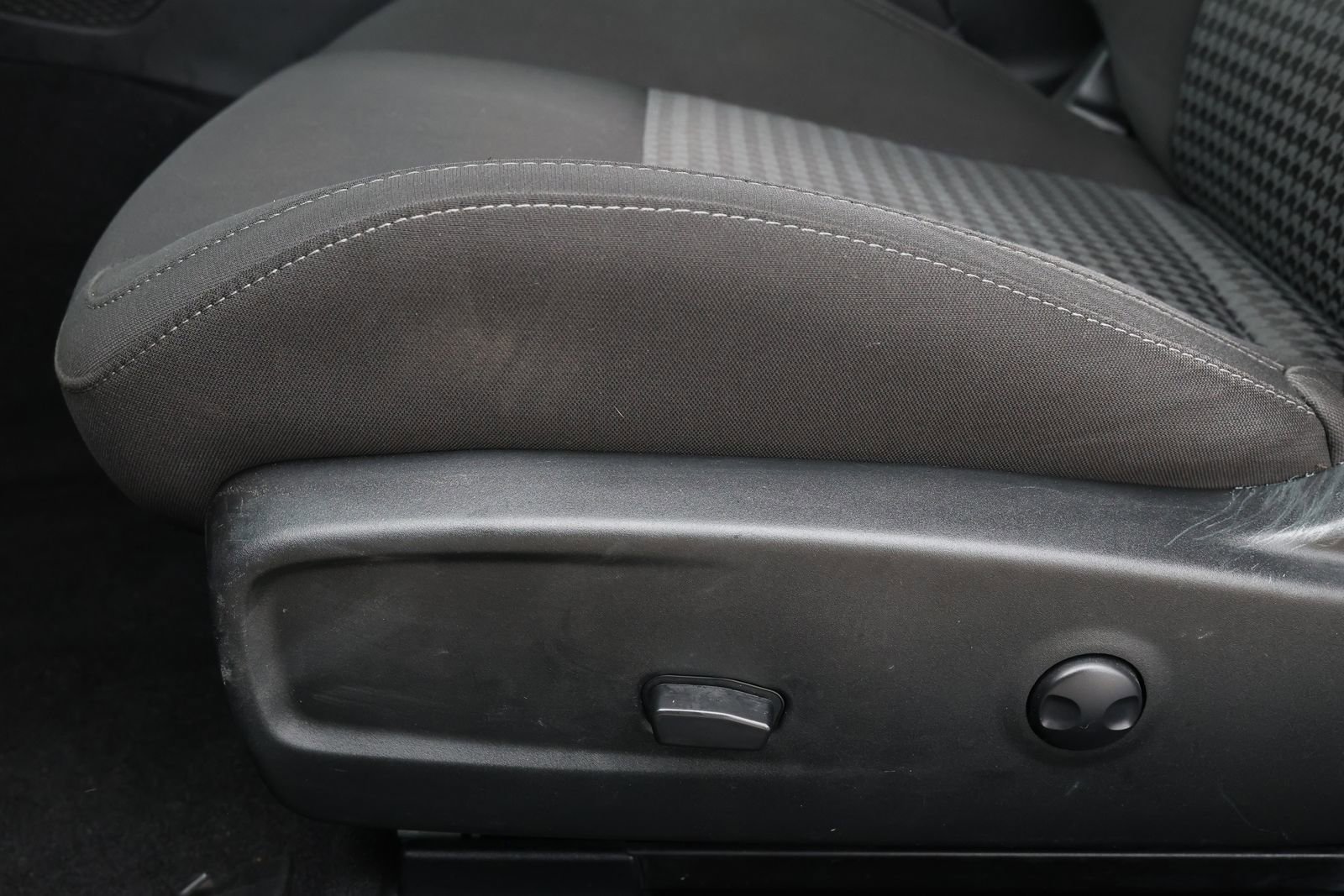 Used 2023 Dodge Challenger R/T Scat Pack RWD image 27