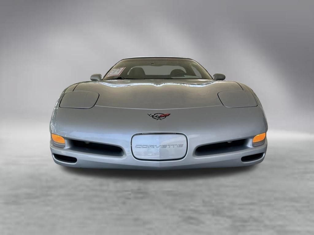 Used 2000 Chevrolet Corvette Coupe w/ Roof Pkg RWD image 11