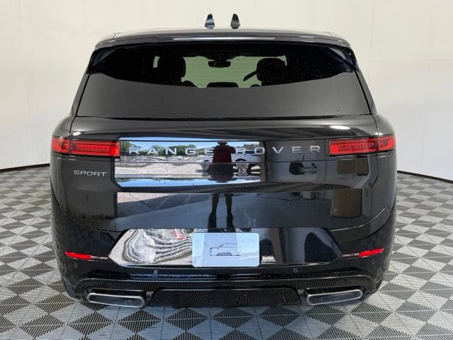 New 2026 Land Rover Range Rover Sport Dynamic SE AWD/4WD image 7