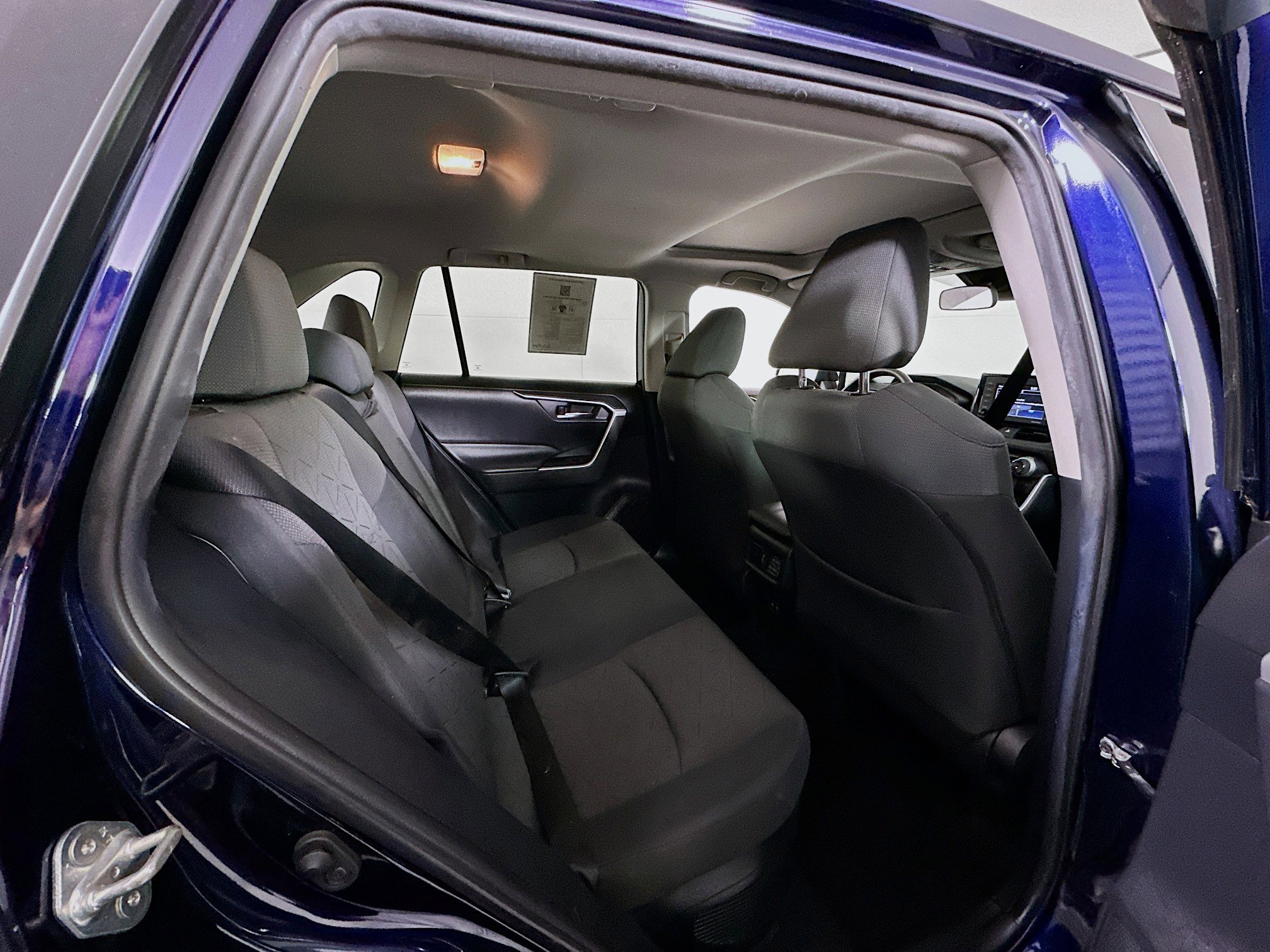 Used 2020 Toyota RAV4 XLE w/ Convenience Package AWD/4WD image 30