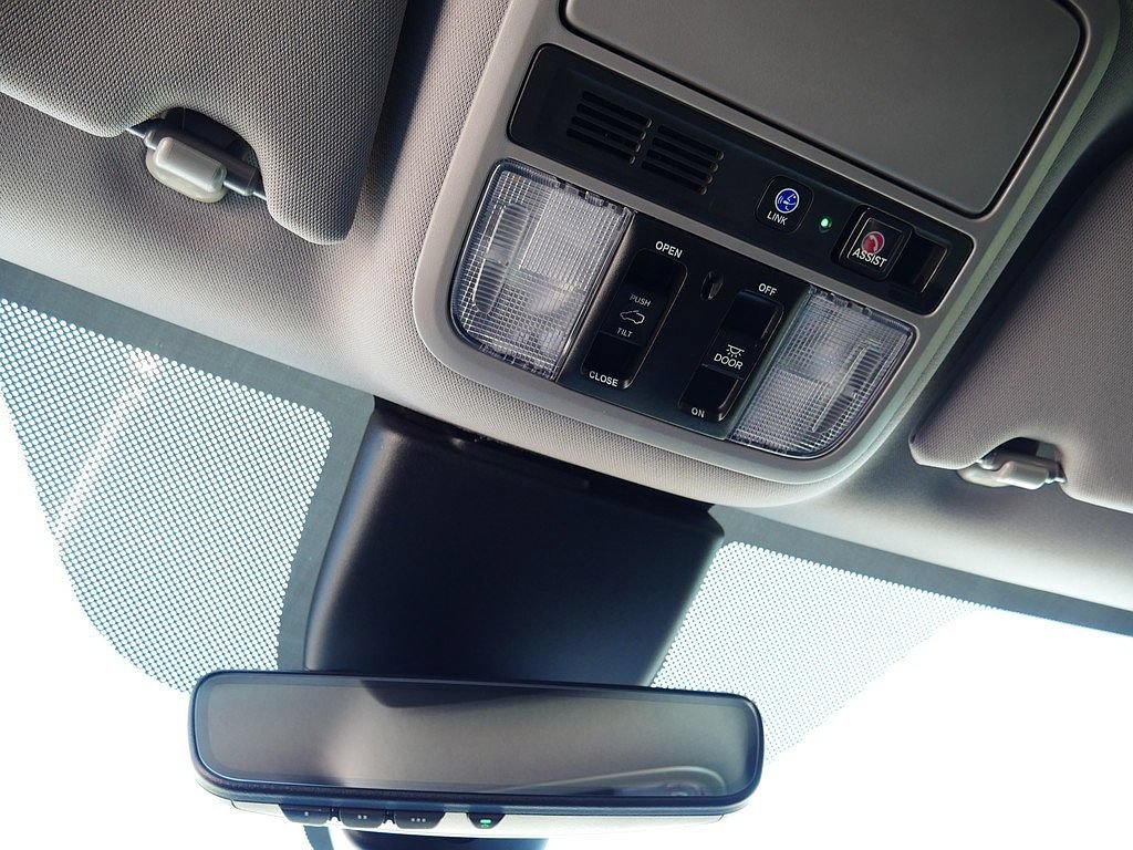 Used 2024 Honda Odyssey Elite image 51