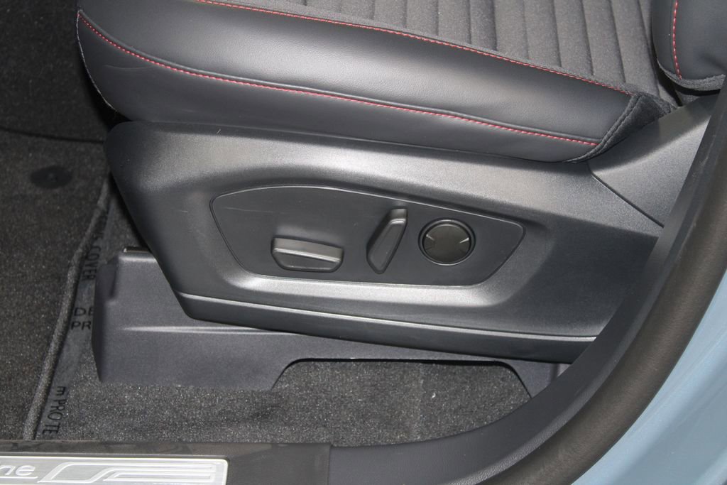 New 2026 Ford Explorer ST-Line w/ ST-Line Street Pack image 21