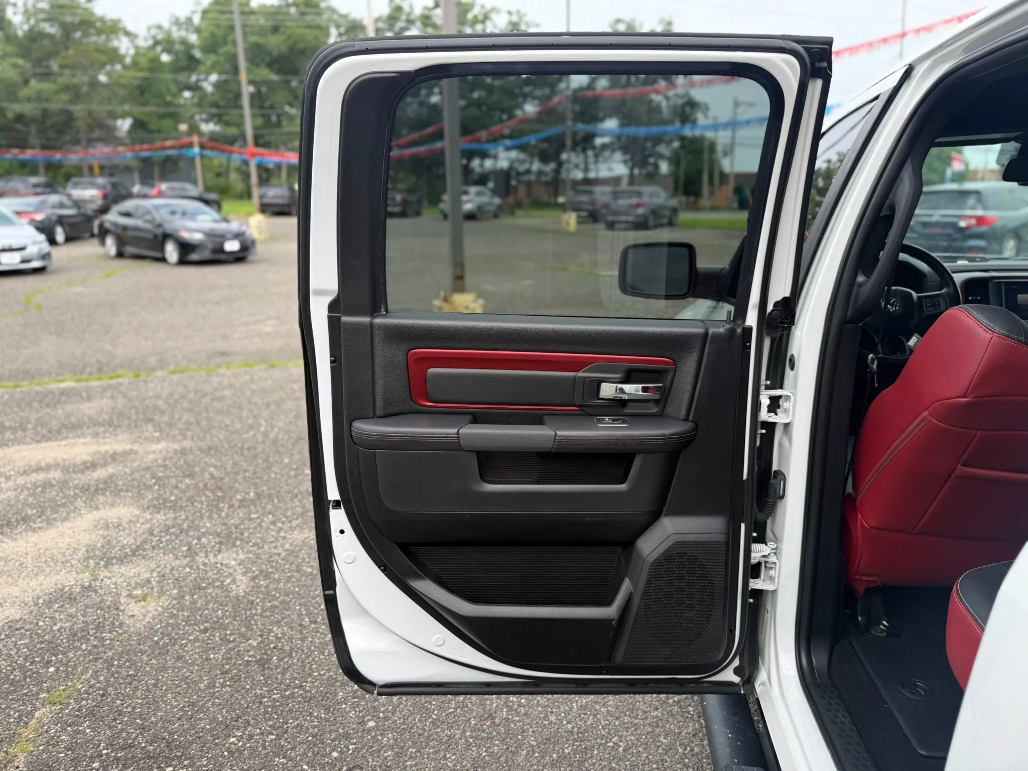 Used 2016 RAM 1500 Rebel w/ Luxury Group AWD/4WD image 13