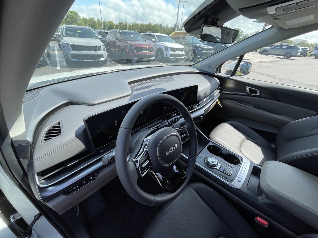 New 2026 Kia Carnival LXS image 9