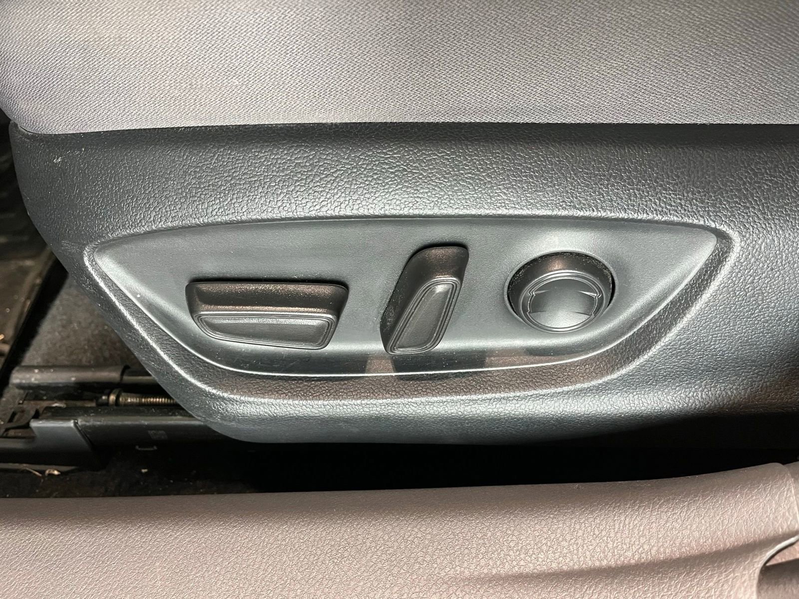 Used 2023 Toyota Camry LE FWD image 16