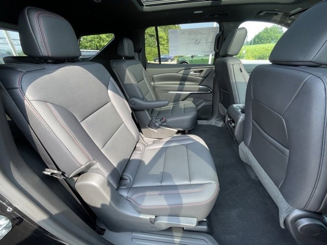 New 2026 Chevrolet Traverse Z71 w/ Driver Confidence Package image 35