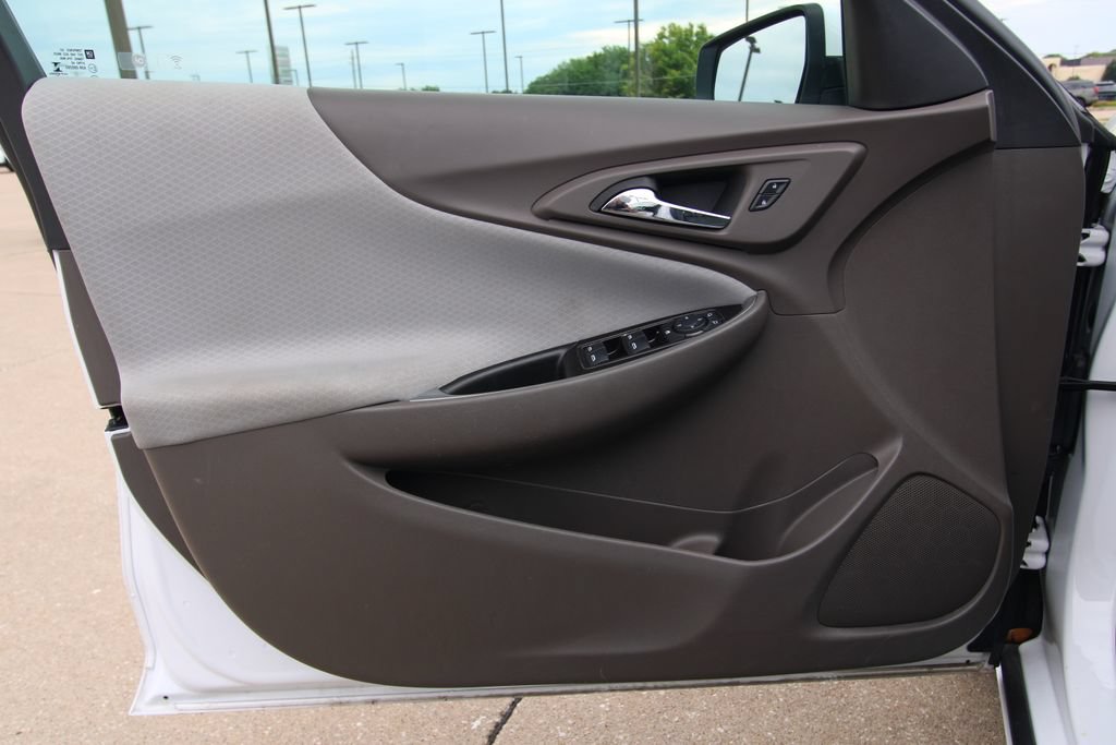 Used 2024 Chevrolet Malibu LT FWD image 31
