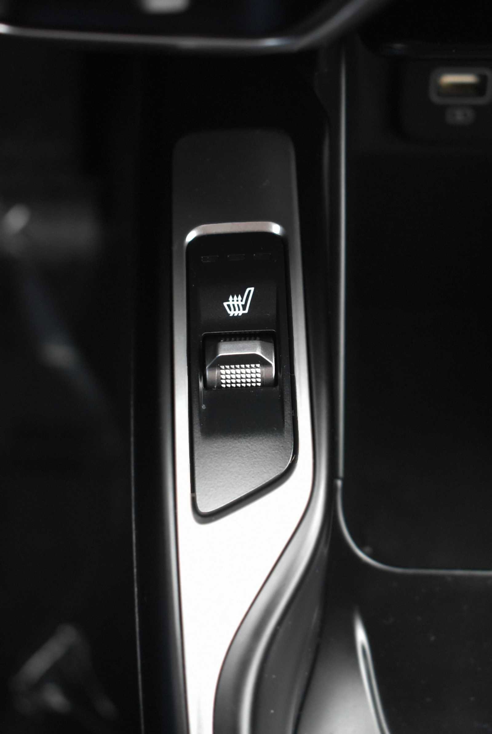 Used 2023 Kia Sorento EX image 22