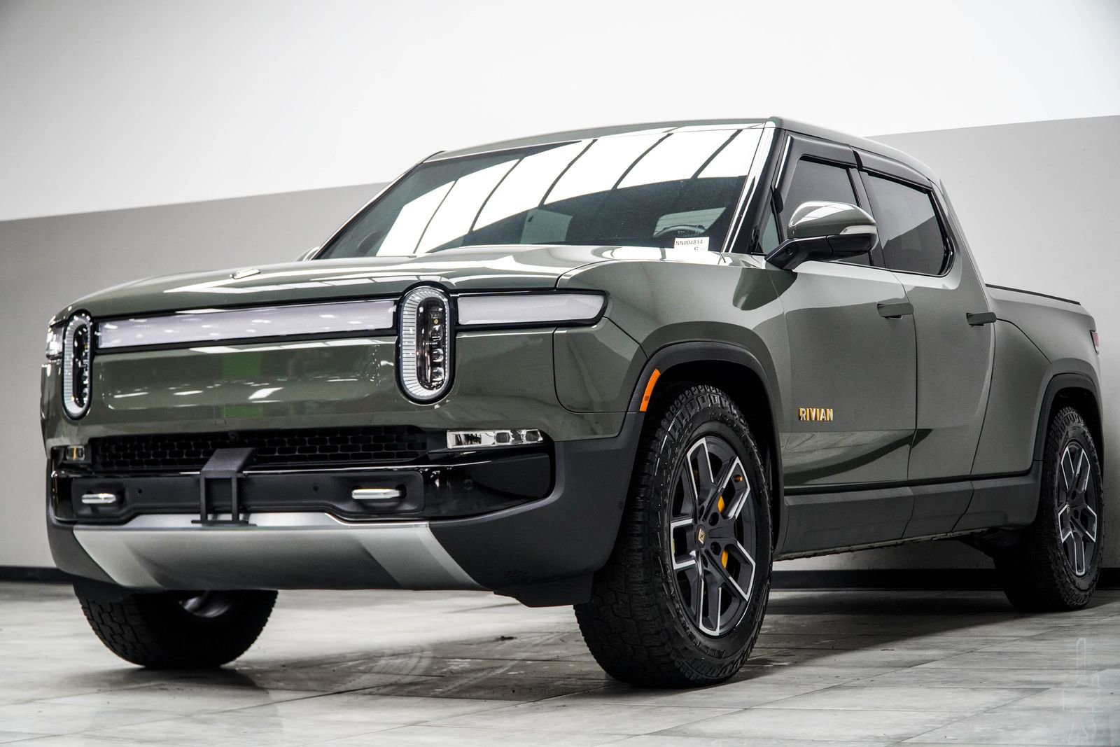 Used 2022 Rivian R1T Launch Edition image 11