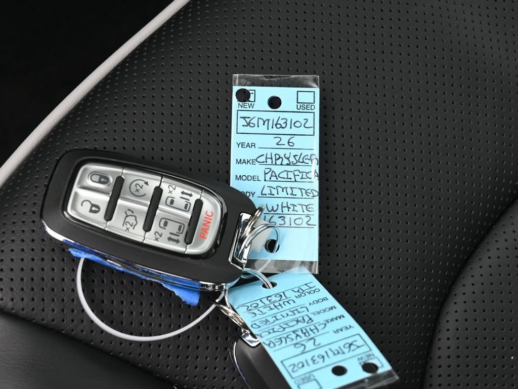 New 2026 Chrysler Pacifica Limited w/ S Appearance Package FWD image 18