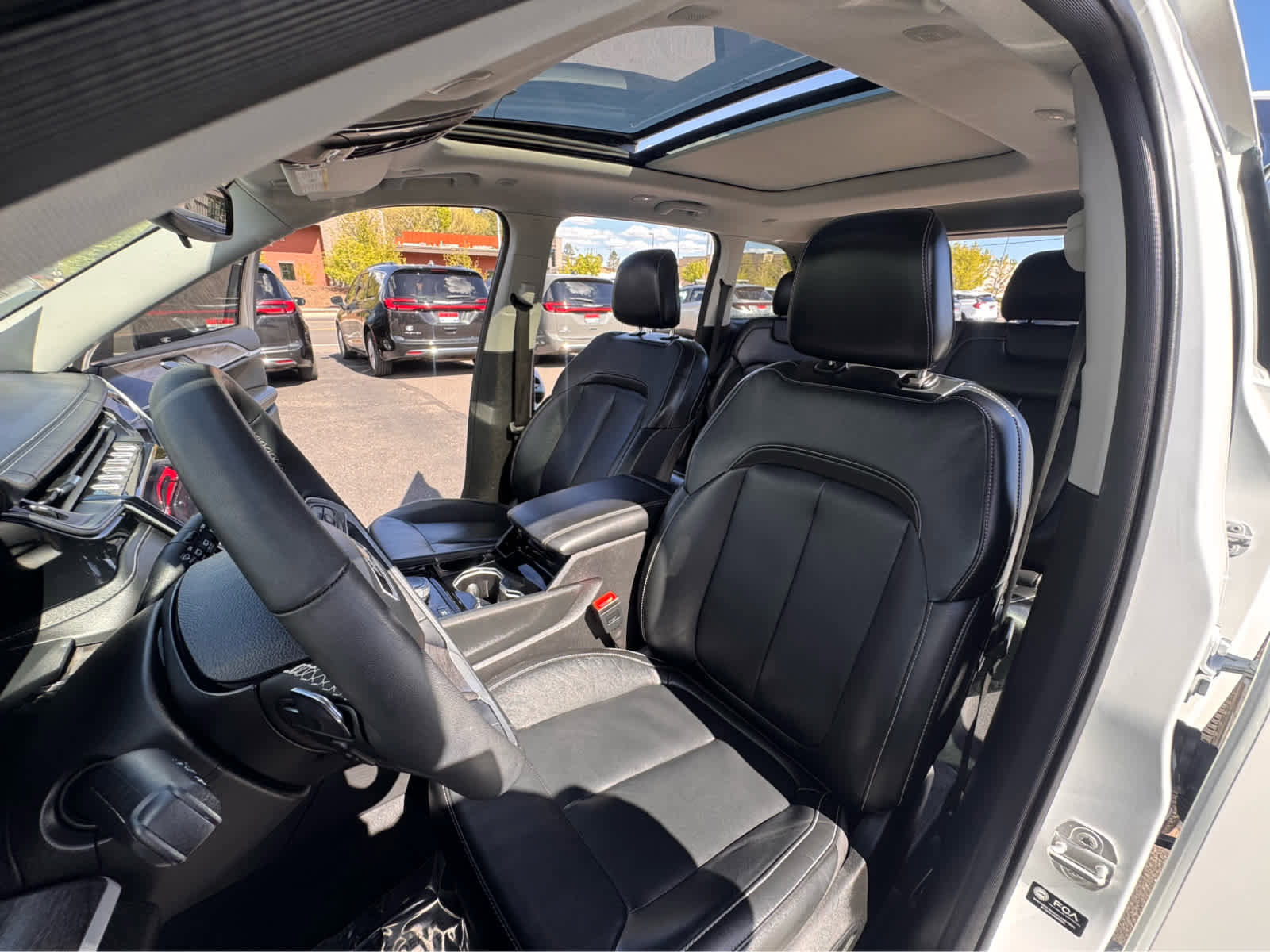 Used 2022 Jeep Grand Cherokee Limited 4xe AWD/4WD image 9