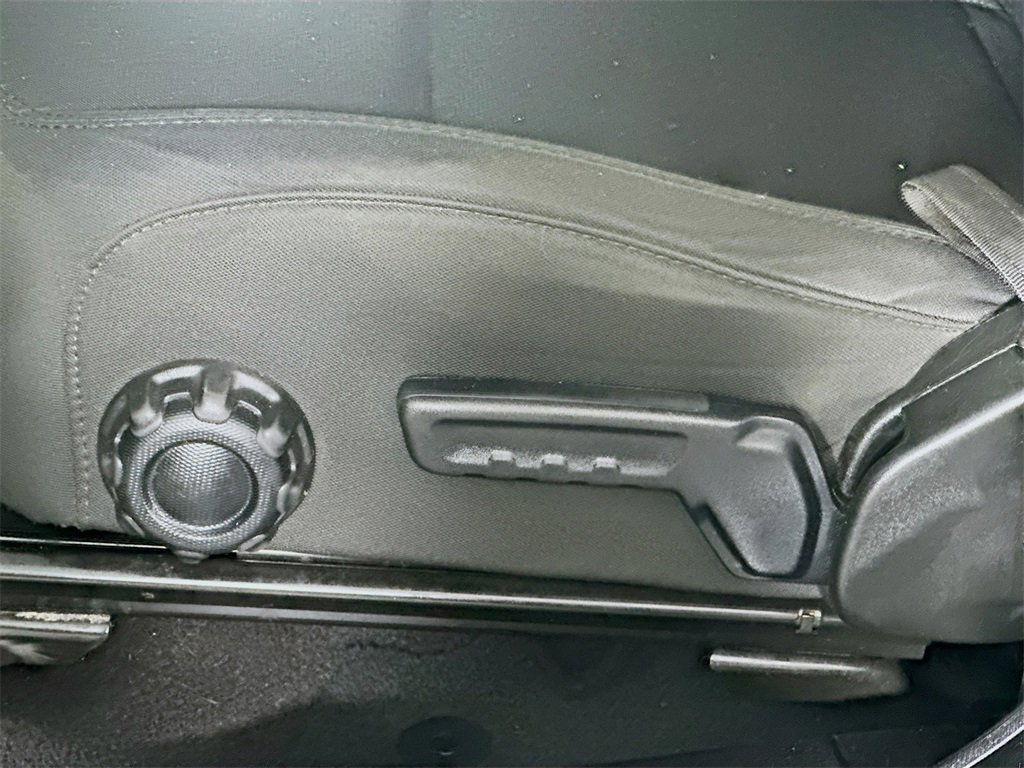 Used 2023 Jeep Gladiator Sport image 22