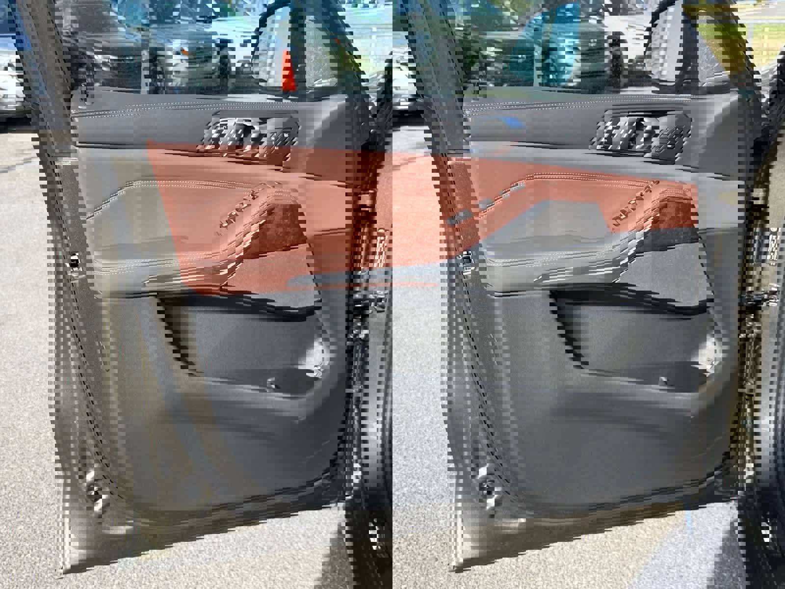 New 2026 BMW X5 xDrive50e image 14