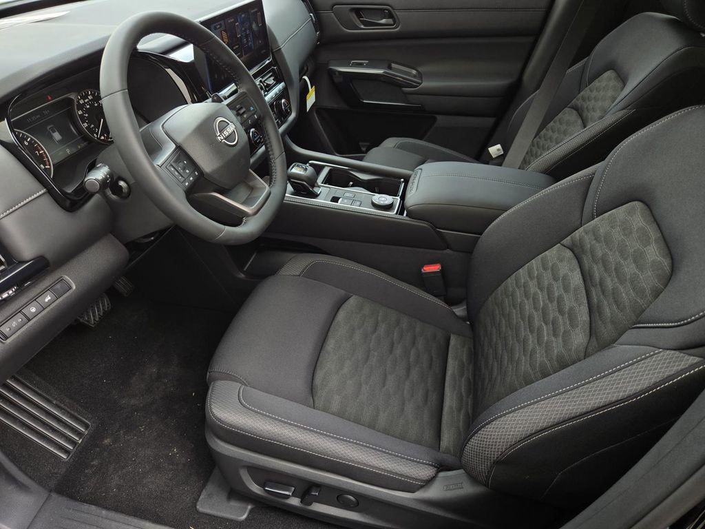 New 2026 Nissan Pathfinder SV image 20