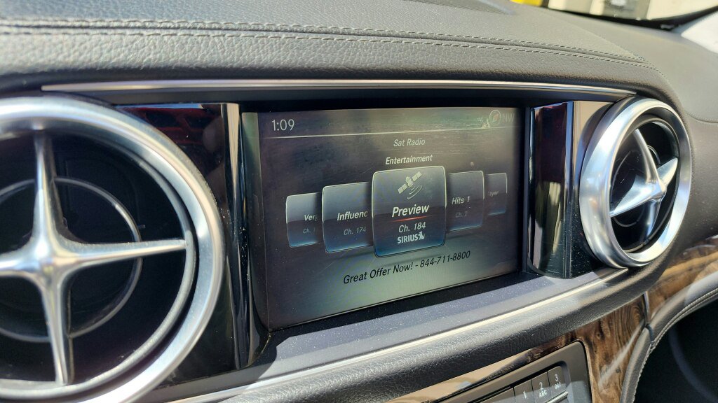 Used 2017 Mercedes-Benz SL 450 image 23