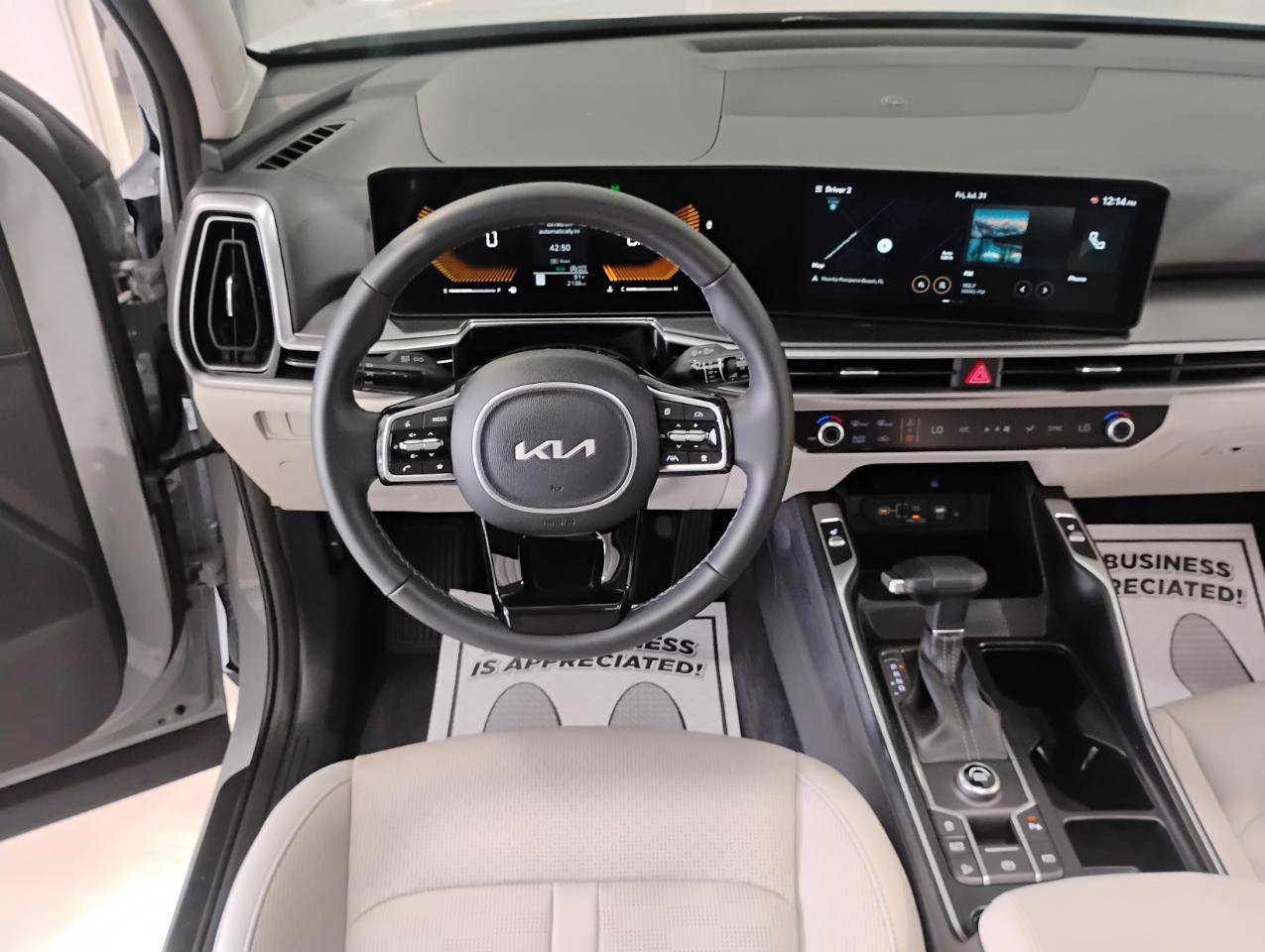 Used 2025 Kia Sorento S w/ Panoramic Sunroof Package FWD image 56