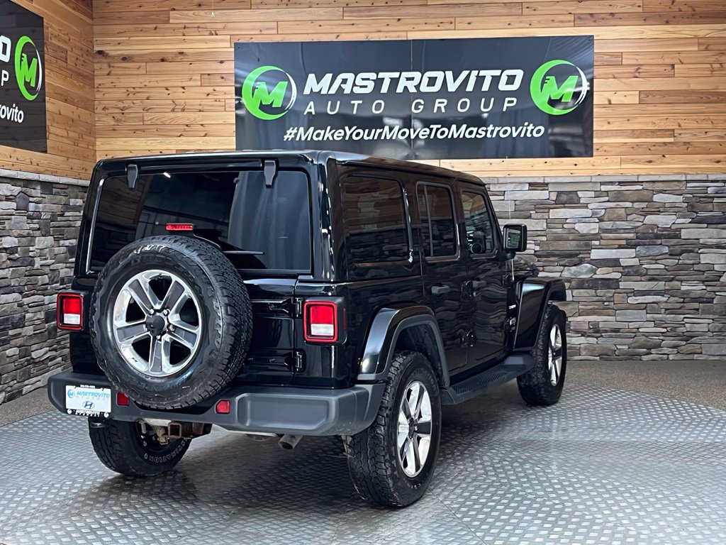 Used 2018 Jeep Wrangler Unlimited Sahara w/ Cold Weather Group AWD/4WD image 18