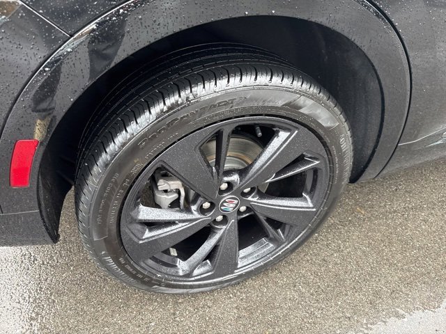 Used 2024 Buick Envision Sport Touring image 9