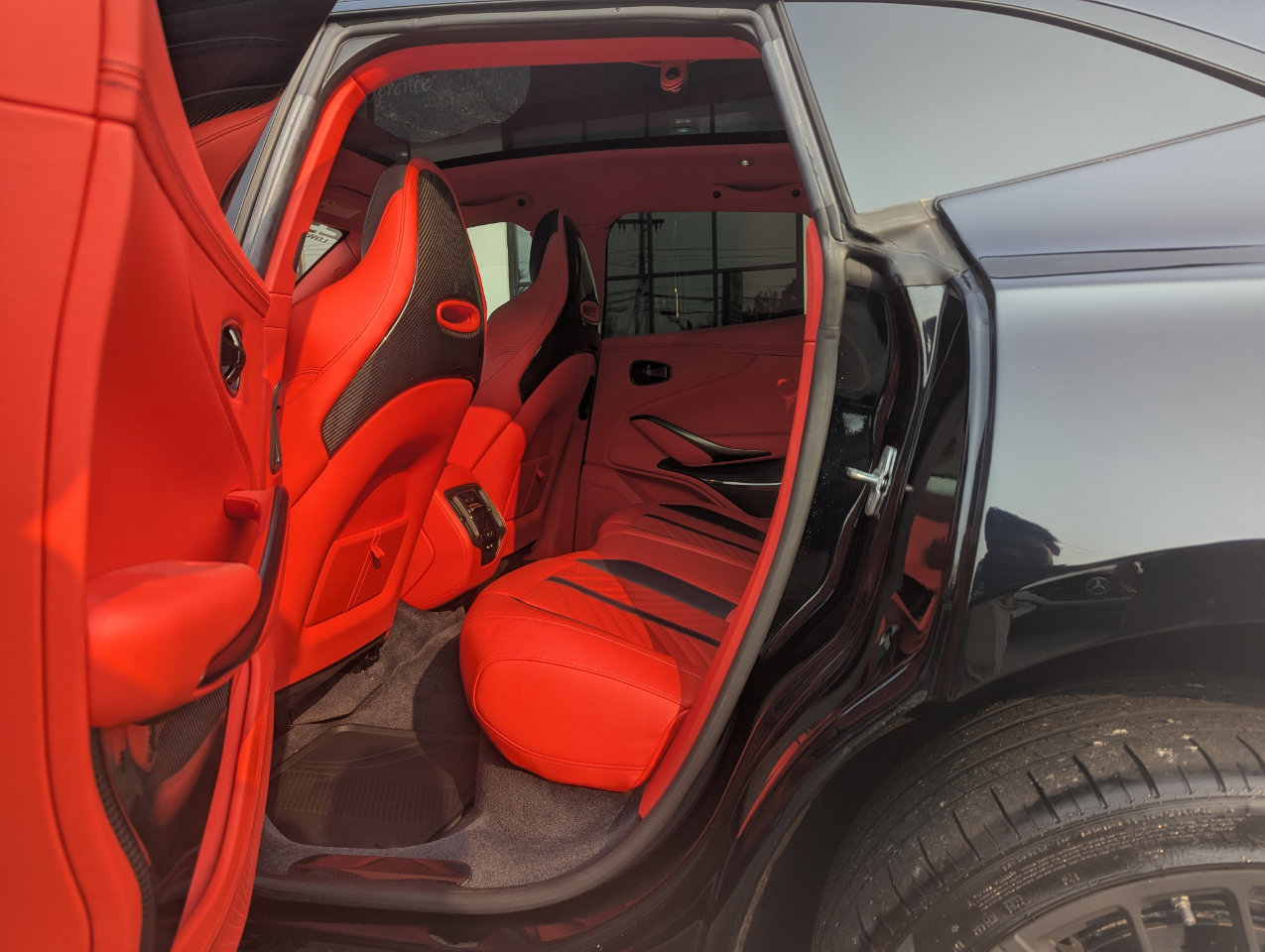 Used 2023 Aston Martin DBX 707 image 43