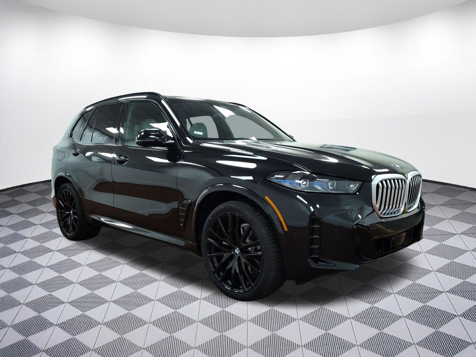 Used 2026 BMW X5 xDrive40i w/ M Sport Package AWD/4WD image 6