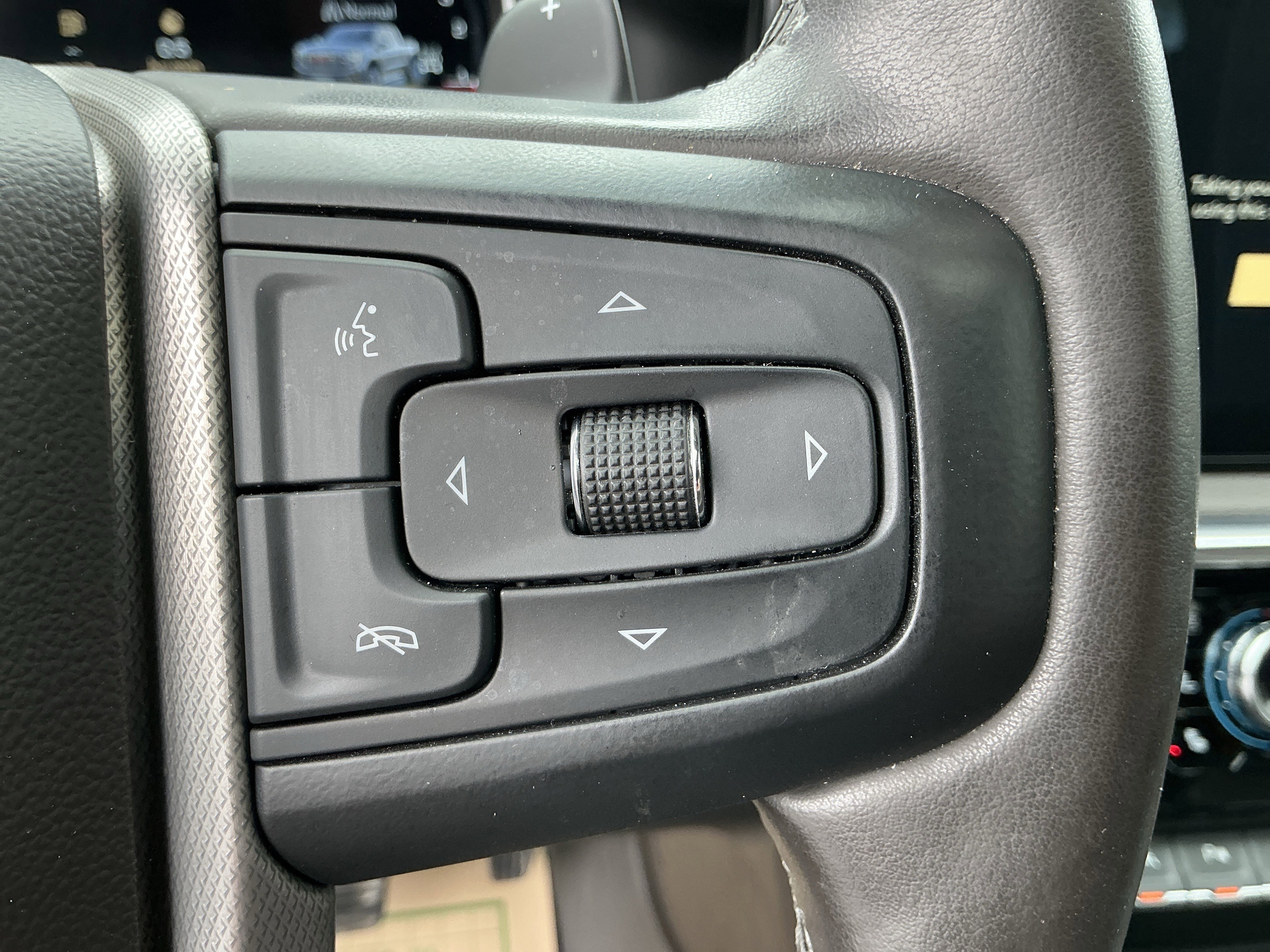 Used 2023 GMC Sierra 1500 Denali w/ Denali Reserve Package AWD/4WD image 18
