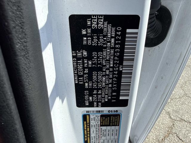 Used 2023 Kia Telluride EX w/ EX Captain's Chair Package image 30