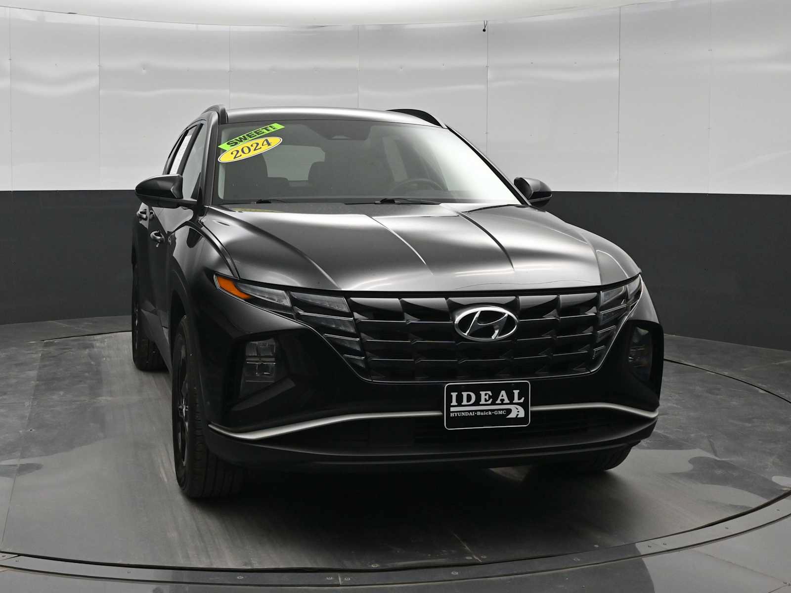 Used 2024 Hyundai Tucson SEL AWD/4WD image 2