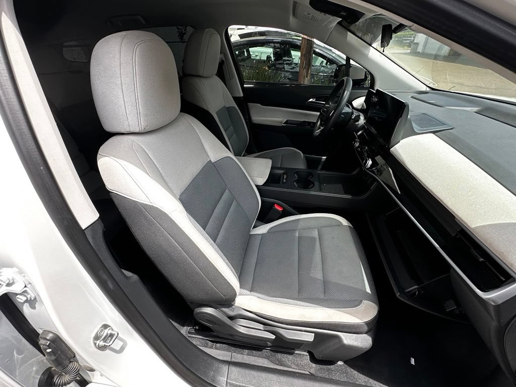 Used 2024 Honda Prologue EX image 17