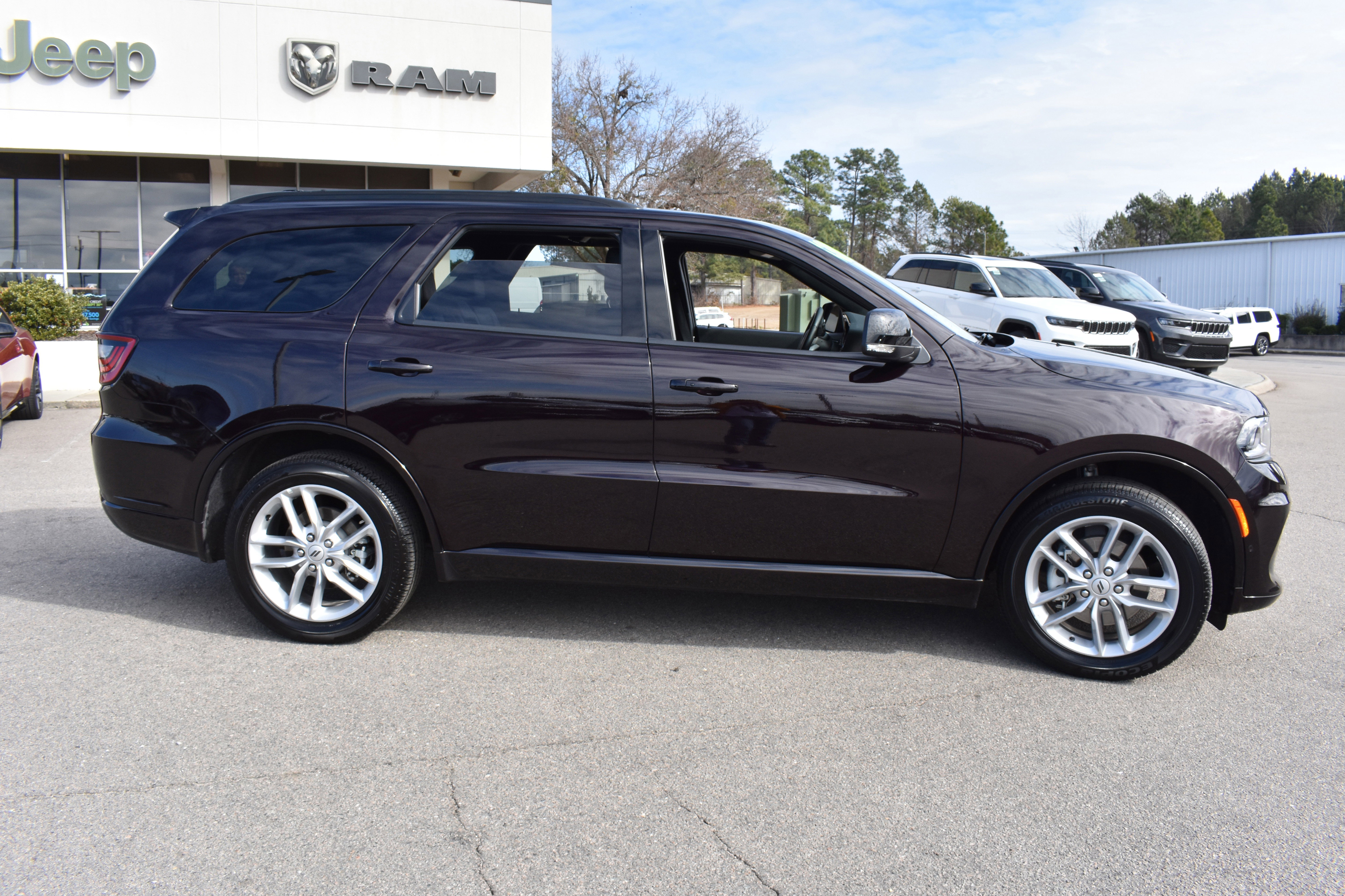 Used 2025 Dodge Durango GT image 10