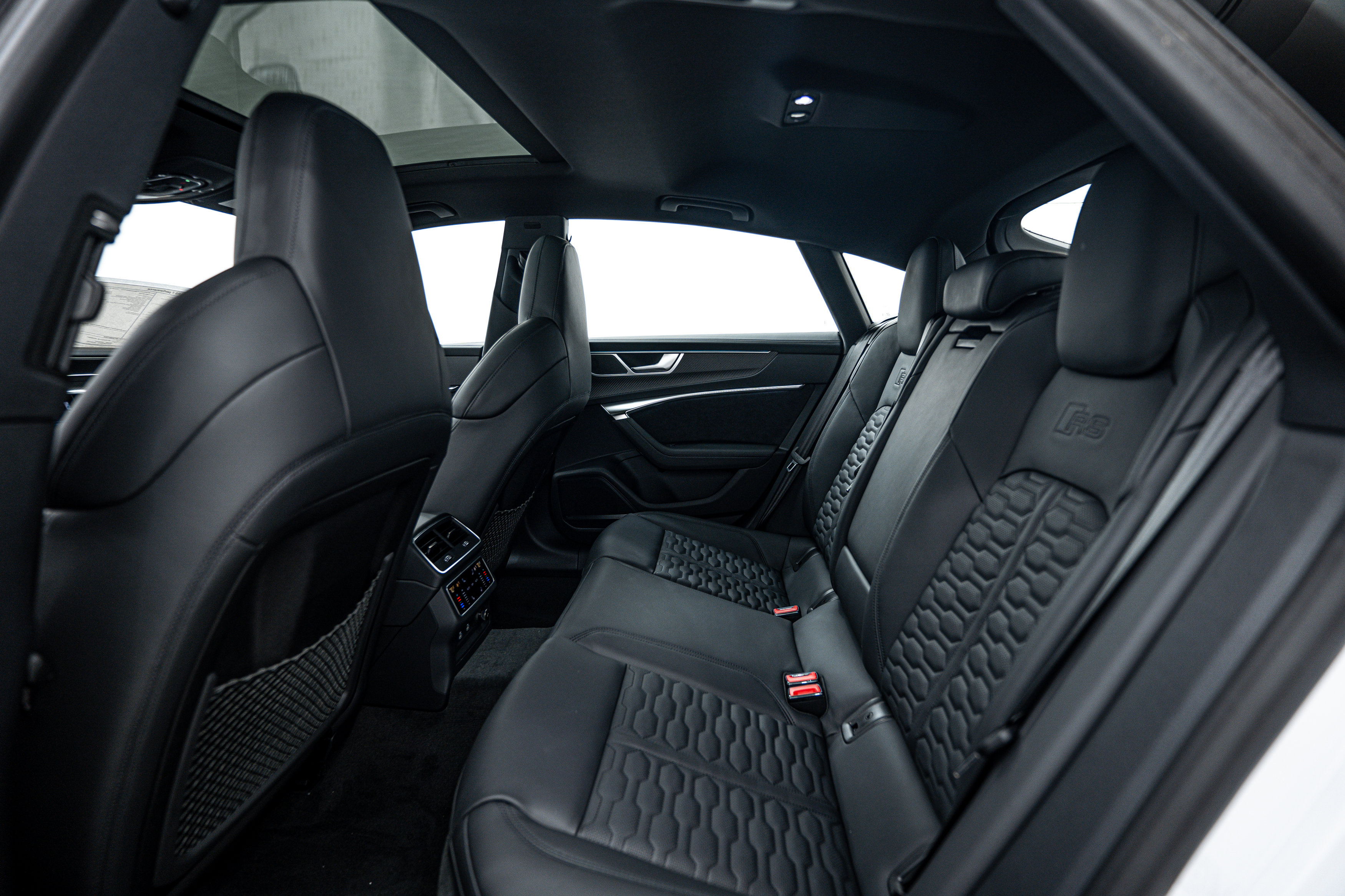 New 2025 Audi RS 7 Performance image 16