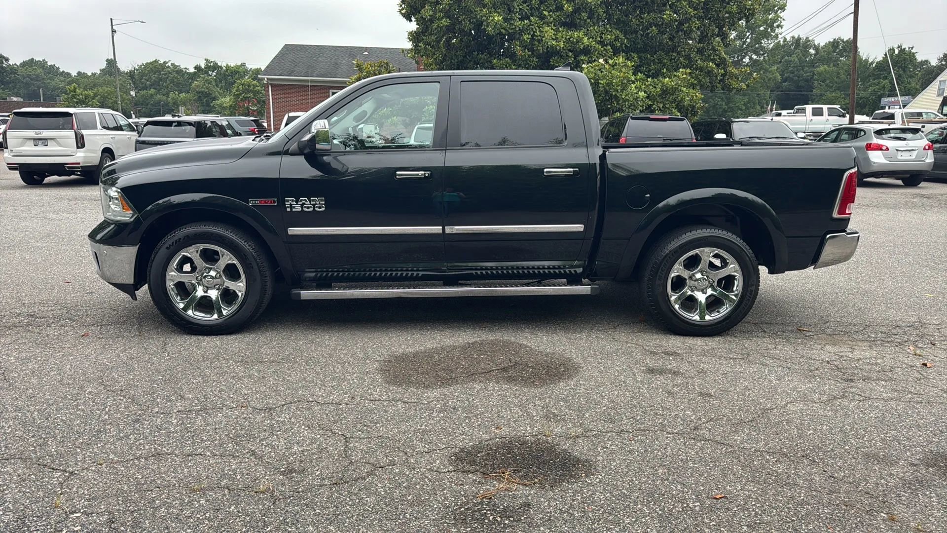 Used 2016 RAM 1500 Laramie w/ Convenience Group image 7