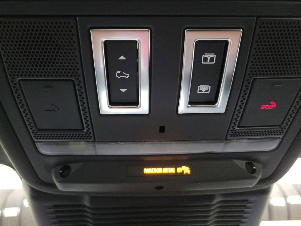 New 2026 Land Rover Range Rover Evoque S image 21