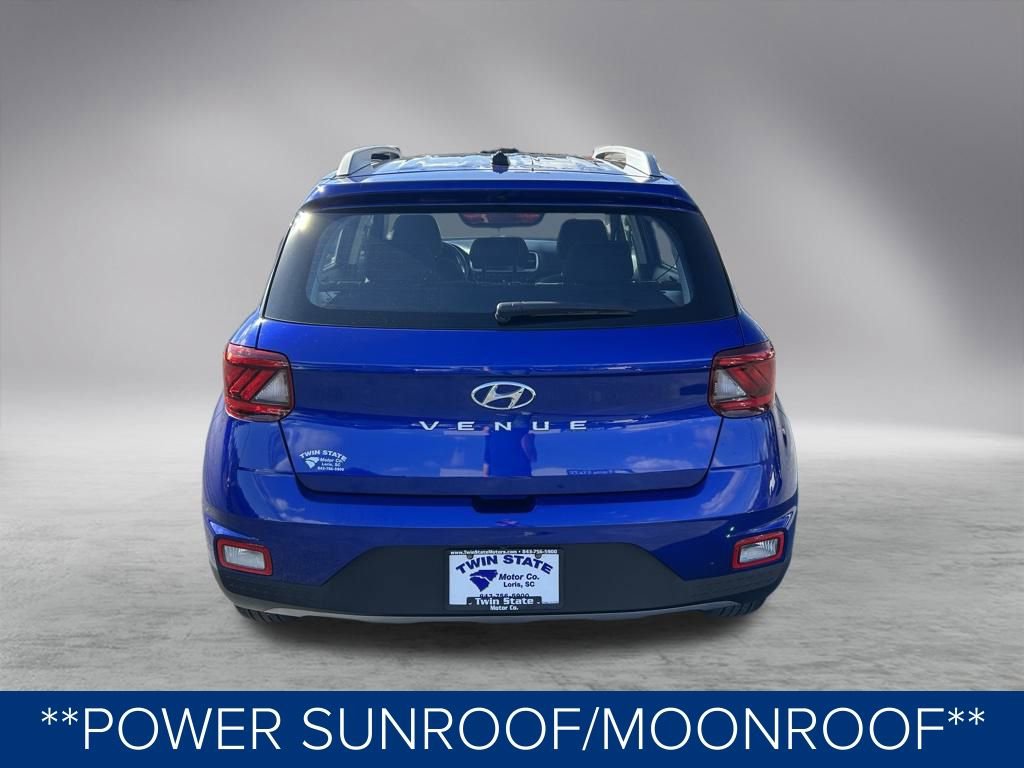 Used 2024 Hyundai Venue SEL image 6