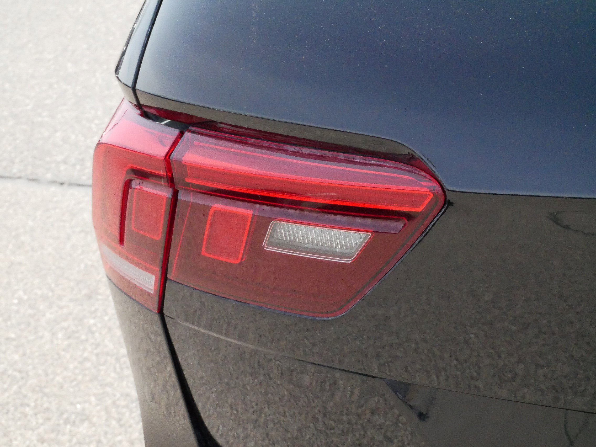 Certified 2024 Volkswagen Tiguan S image 17